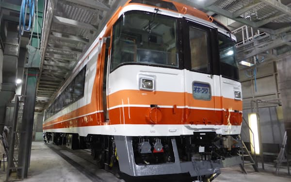 JR北海道は特急用車両「キハ183系」で運行開始当時の塗装を復刻する＝同社提供