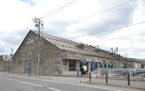 小樽芸術村で新たに完成した「西洋美術館」(27日、北海道小樽市)