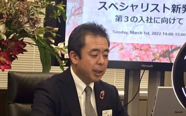 住友生命保険が3月1日に開催したオンライン「入社式」。高田幸徳社長は60歳で再スタートするシニア社員にエールをおくった。