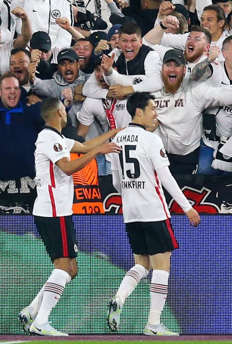 鎌田大地が決勝点 フランクフルト先勝 欧州l準決勝 日本経済新聞 鎌田大地が決勝点 フランクフルト先勝 欧州l準決勝 日本経済新聞