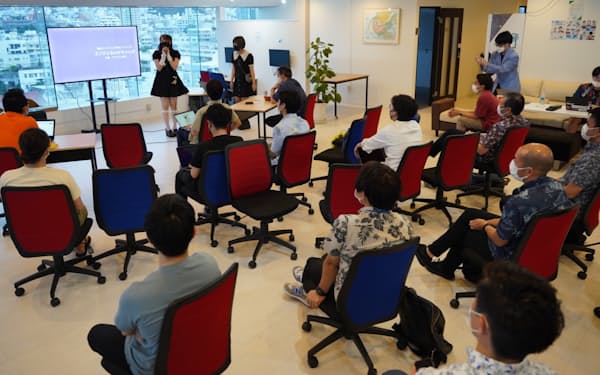 沖縄スタートアップ支援協会のコンテストには全国から起業家が集まる（4月22日、那覇市）