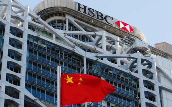 香港のHSBCの本部ビル。同行のアジアと欧米の事業が分割されればアジア事業に対する中国の影響力が強まる＝ロイター