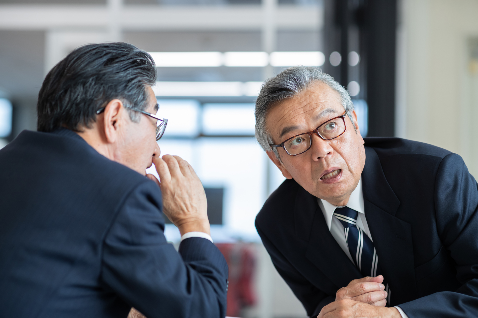 社内政治がはびこらないようにするのは、どんな企業でも簡単ではない(写真はイメージ=PIXTA)