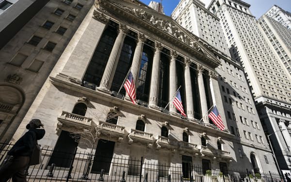 　ニューヨーク証券取引所＝1月（AP＝共同）