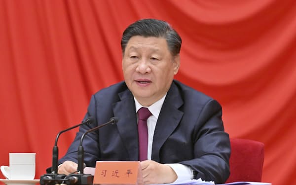 中国共産党の青年組織関連の式典で演説する習近平（シー・ジンピン）氏（10日）=新華社・AP