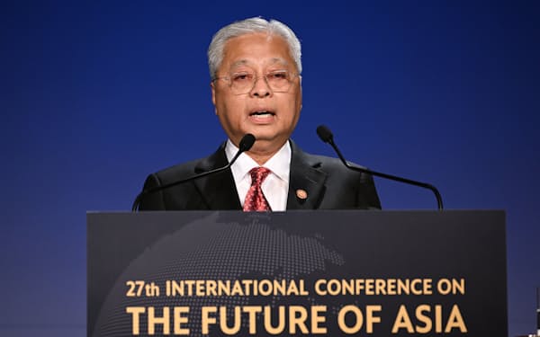 「アジアの未来」で講演するマレーシアのイスマイルサブリ・ヤーコブ首相 （26日午前、東京都千代田区）