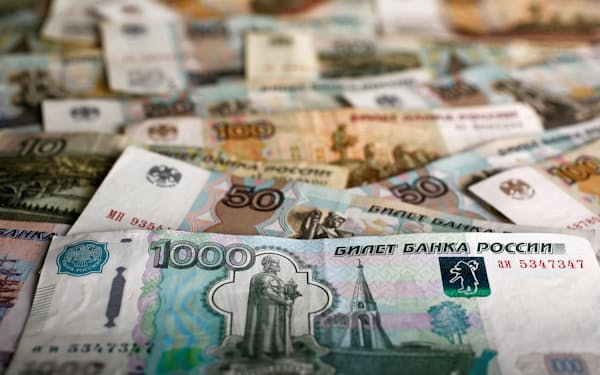 ロシアは国債利払いの新方式を検討している＝ロイター