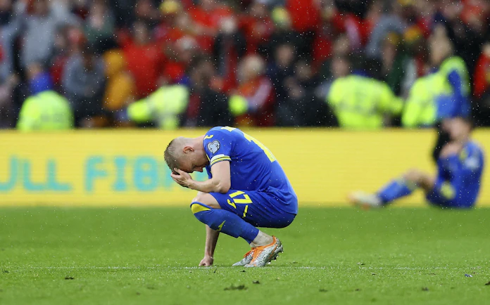 ウクライナ サッカーw杯出場逃す 欧州予選プレーオフ 日本経済新聞 ウクライナ サッカーw杯出場逃す 欧州予選プレーオフ 日本経済新聞