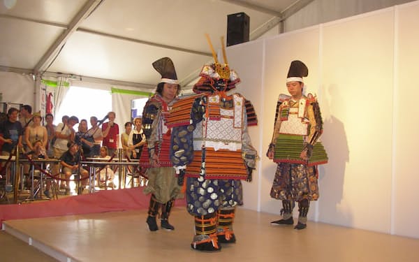 遠隔操作の二足歩行ロボ「キヨモリ」は福岡市の姉妹都市、仏ボルドーのイベントにも登場した