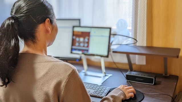 徳島発テックウーマン リスキリングで地方を変える 日本経済新聞 徳島発テックウーマン リスキリングで地方を変える 日本経済新聞