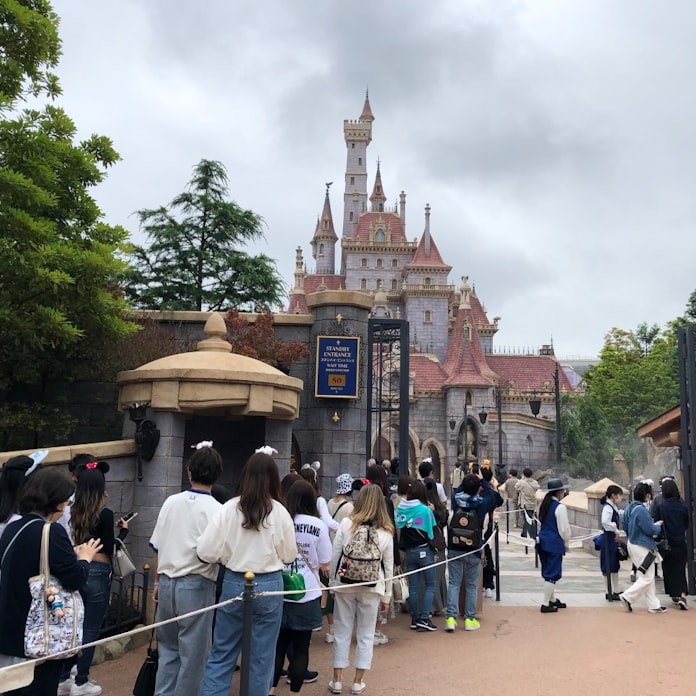 東京ディズニーリゾート コロナ後も入場制限 顧客満足向上狙う 日本経済新聞 東京ディズニーリゾート コロナ後も入場制限 顧客満足向上狙う 日本経済新聞