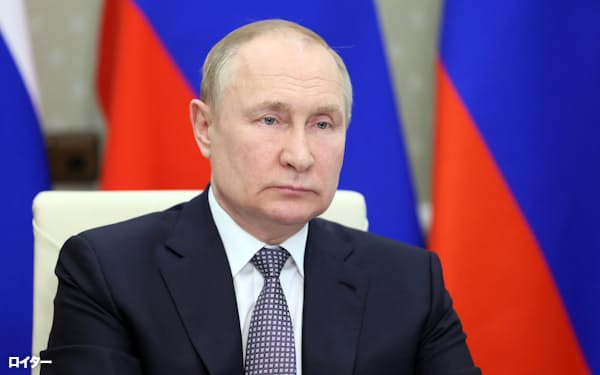 24日、BRICS拡大会合にオンラインで参加したロシアのプーチン大統領=ロイター