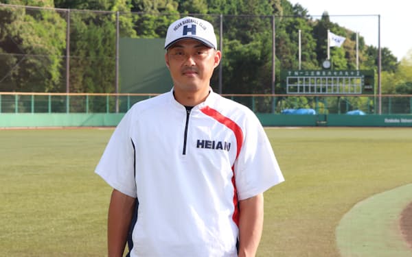 オリックスで投手としてプレーした川口知哉さんは4月に母校・龍谷大平安高（京都）のコーチに就いた