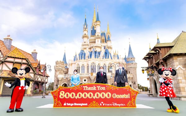 東京ディズニーリゾートは２月に入園者8億人を達成した（千葉県浦安市）