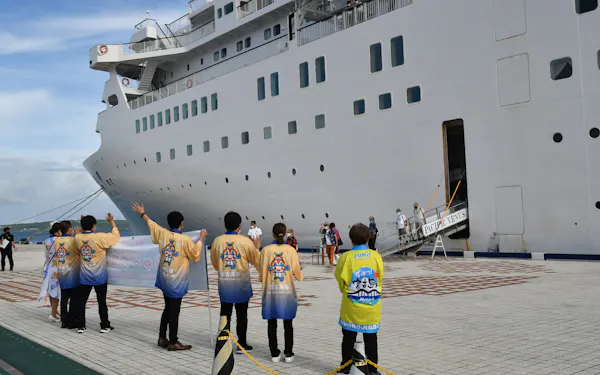 新型肺炎 さまようクルーズ船 入港拒否相次ぐ 日本経済新聞 新型肺炎 さまようクルーズ船 入港拒否相次ぐ 日本経済新聞