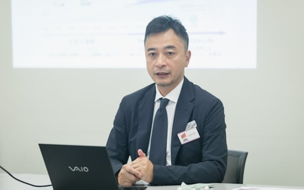 マイクロアド 投資家支援に参入 ウェブ情報を分析 日本経済新聞 マイクロアド 投資家支援に参入 ウェブ情報を分析 日本経済新聞