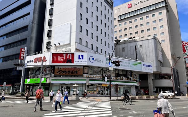 長野駅前通りは観光客が増加傾向で、にぎわいを取り戻しつつある