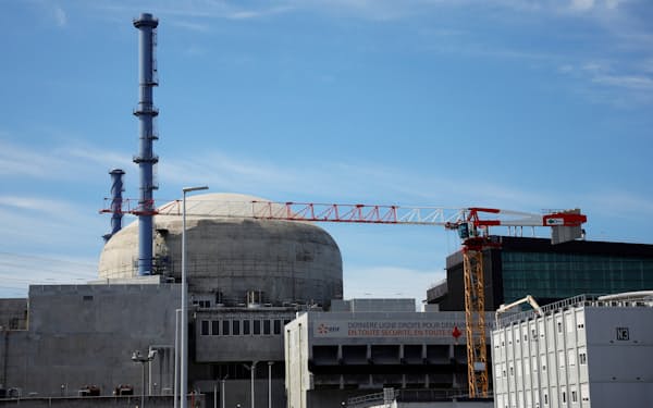 フランスで建設が進む大型原子炉＝ロイター