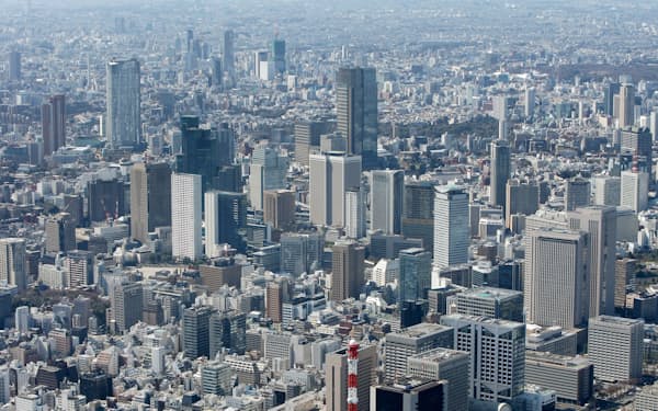上空から空撮した都心のビル群（２０１２年３月１０日、東京都）
