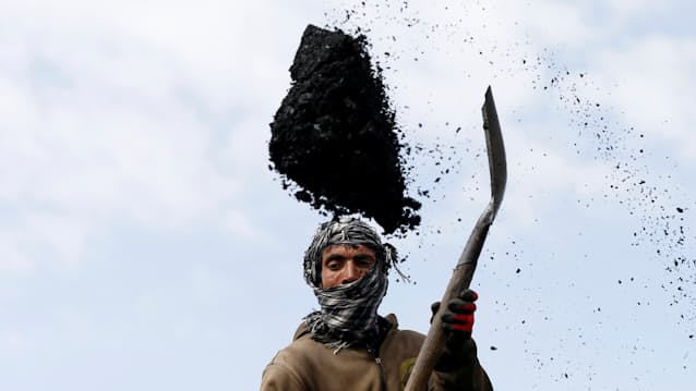 タリバン パキスタンの石炭輸入に反発 統治の正統誇示 日本経済新聞 タリバン パキスタンの石炭輸入に反発 統治の正統誇示 日本経済新聞