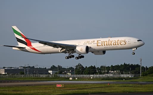エミレーツ航空 英ヒースロー便 通常運航を継続 日本経済新聞 エミレーツ航空 英ヒースロー便 通常運航を継続 日本経済新聞