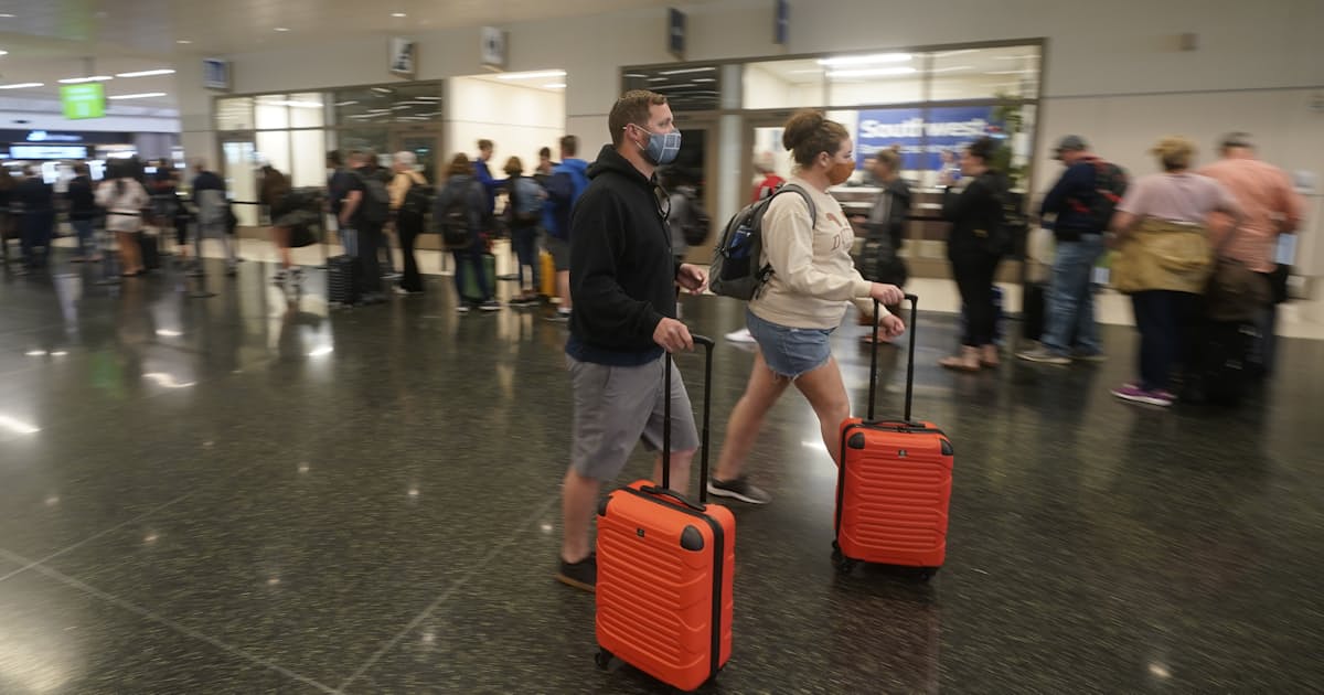 レジャー需要 夏場回復も先細り観測 Ny特急便 日本経済新聞 レジャー需要 夏場回復も先細り観測 Ny特急便 日本経済新聞