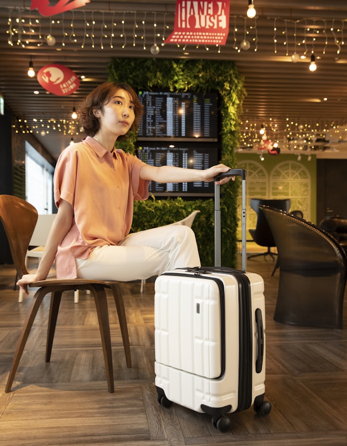 旅にも普段使いにもお薦め 小型スーツケース10選 日本経済新聞 旅にも普段使いにもお薦め 小型スーツケース10選 日本経済新聞