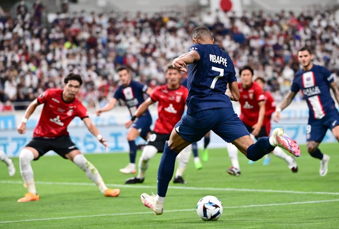 パリsgが3点快勝 浦和退ける サッカー親善試合 日本経済新聞 パリsgが3点快勝 浦和退ける サッカー親善試合 日本経済新聞