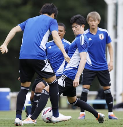 サッカー日本代表 27日優勝懸け韓国戦 E 1選手権 日本経済新聞 サッカー日本代表 27日優勝懸け韓国戦 E 1選手権 日本経済新聞