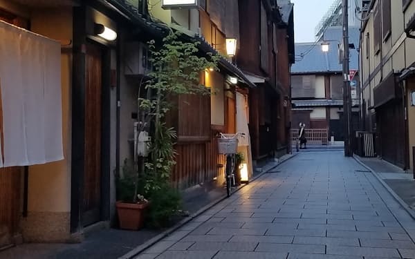 お茶屋や和食店が集まる祇園地区（京都市東山区）