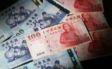 台湾は通貨安を維持することで、製造業の輸出競争力を支えてきた