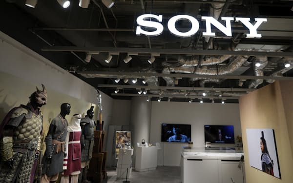 The logo of Sony is seen at its showroom in Tokyo, Friday, July 29, 2022. Sony’s profit edged up 3% in the last quarter, weathering production setbacks from COVID-19 lockdowns in Shanghai and a trend away from video gaming as pandemic restrictions eased elsewhere. (AP Photo/Shuji Kajiyama)