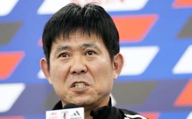 通算100試合目の指揮を前に、森保監督は「これからも一日一日、一試合一試合に向けて全力疾走して前進していきたい」と語った(17日)=共同
