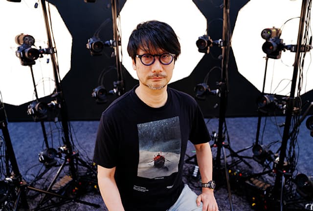 ゲームクリエイターで、コジマプロダクション代表の小島秀夫氏にロングインタビューを実施。小島氏は、1963年東京都生まれ。86年コナミ入社。98年にPlayStation向けのゲーム「メタルギアソリッド」を開発して大ヒット。ステルスゲームと呼ばれるジャンルを切り開き、世界中で熱狂的なファンを生む。2015年末に独立してコジマプロダクションを設立。 ゲームクリエイターで、コジマプロダクション代表の小島秀夫氏にロングインタビューを実施。小島氏は、1963年東京都生まれ。86年コナミ入社。98年にPlayStation向けのゲーム「メタルギアソリッド」を開発して大ヒット。ステルスゲームと呼ばれるジャンルを切り開き、世界中で熱狂的なファンを生む。2015年末に独立してコジマプロダクションを設立。