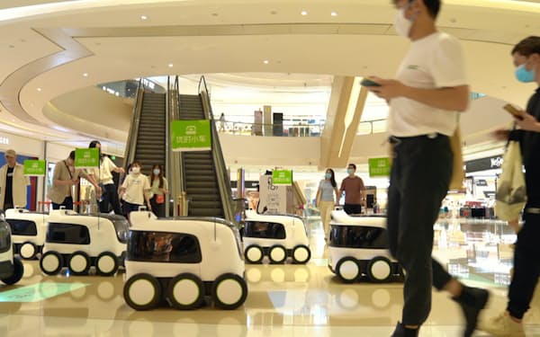 低速自動運転小型ロボット「優時小車」を開発した優時科技＝同社提供