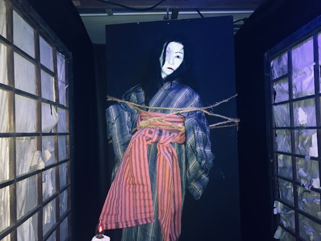 お化け屋敷支える伝統工芸 栃木 リアル人形で背筋凍る 日本経済新聞 お化け屋敷支える伝統工芸 栃木 リアル人形で背筋凍る 日本経済新聞