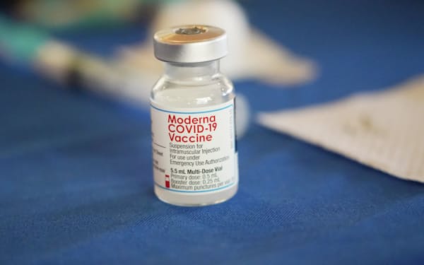 米ファイザー、米モデルナの両社はオミクロン型対応の改良ワクチンの開発を進める＝ＡＰ