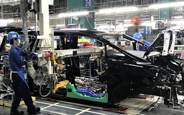 ミニバンを製造するトヨタ車体の工場（三重県いなべ市）