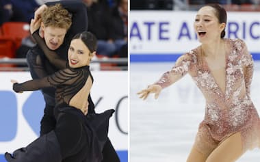 チョック(写真左の㊨)の背中が大胆に開いた衣装が斬新。樋口(写真右)は淡いピンクが目を引く=共同