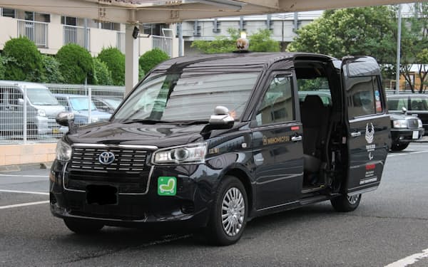 国土交通省は、東京都内のタクシー初乗り運賃を約14％上げるよう提案した