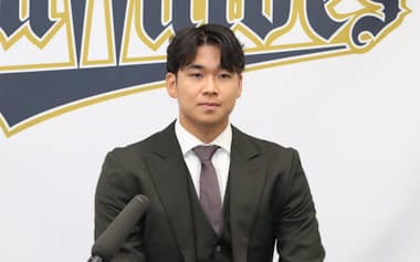 契約更改交渉を終えた山下は「1年間けがせずにローテーションを守る」と来季の目標を語った