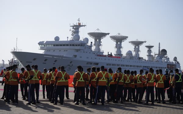 中国の調査船「遠望５号」は16日にスリランカのハンバントタ港に到着した＝ＡＰ