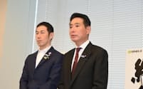 日本維新の会の前原氏㊨ら(2日、国会内)