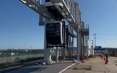 Zip社は次世代ロープウエーを開発する(9月、福島県南相馬市)