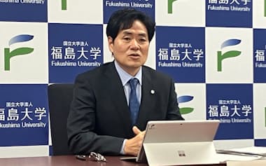 次期学長候補に決まった福島大学の佐野孝治副学長(2日、福島市)