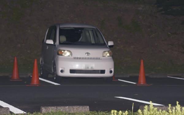 　子ども2人が意識不明の状態で見つかった車=7月、神奈川県厚木市（画像の一部を加工しています）