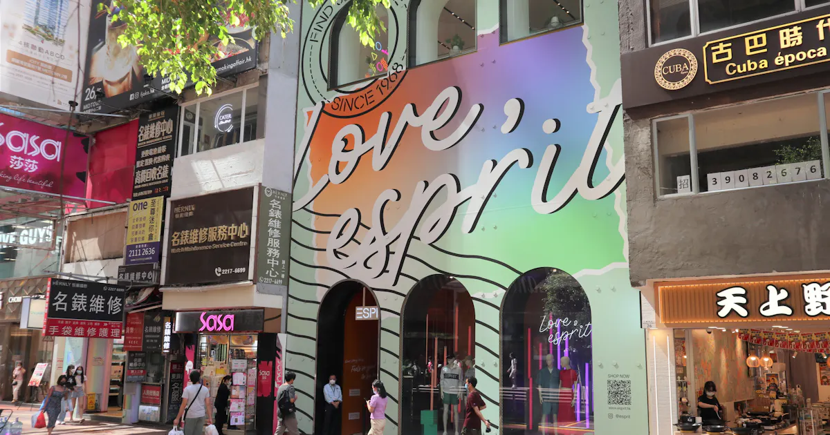 エスプリ 香港で再出発 ネット通販軸にアジアで攻勢 日本経済新聞 エスプリ 香港で再出発 ネット通販軸にアジアで攻勢 日本経済新聞