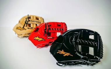 「T-Wings」というブランド名の野球グラブ
