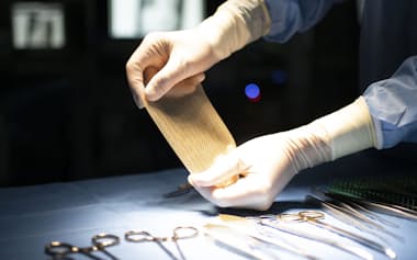 福井経編は大手や医療機関と協力することで、障壁が高い医療分野への参入を実現した(写真は共同開発したシンフォリウム)