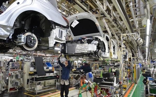 トヨタ自動車はリコールに伴い元町工場（愛知県豊田市）の生産ラインの停止を続けている